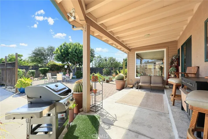 346 Teasdale Drive, Claremont, California 91711
