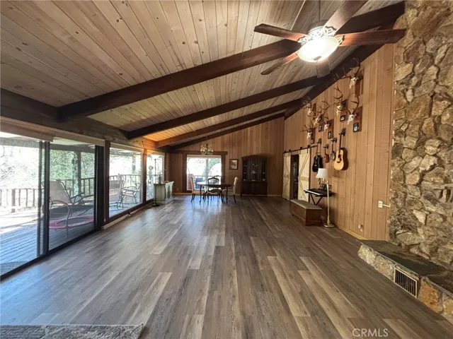 Second living room/family room.