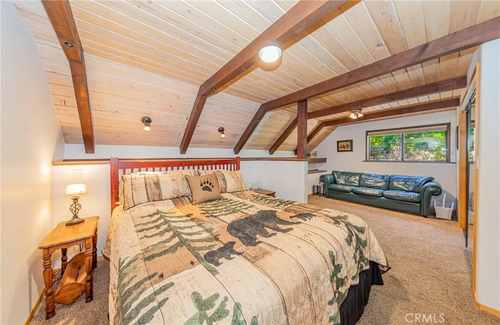 Main level bedroom sitting area