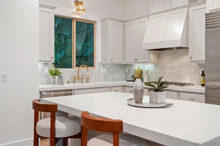 Spacious Chef's Kitchen and Island