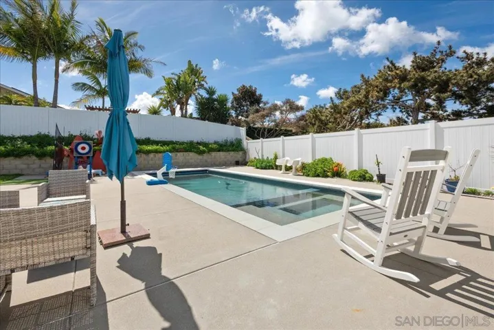 Swimming Pool/Hot Tub/Sauna