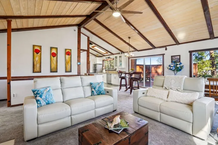 6-web-or-mls-Double View Dr-S1903-007