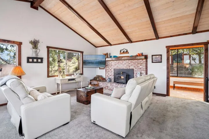 5-web-or-mls-Double View Dr-S1903-005