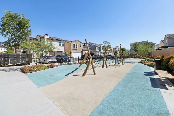 10128 Hercules Way, Spring Valley, California 91977
