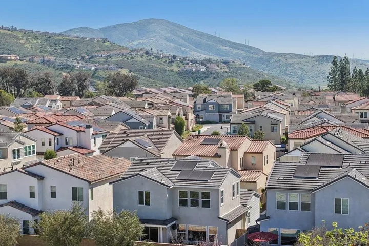10128 Hercules Way, Spring Valley, California 91977