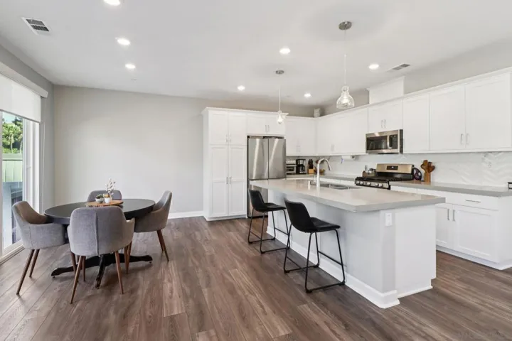 10128 Hercules Way, Spring Valley, California 91977