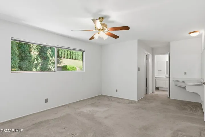 037_1833_hendrix_avenue_-_036_904