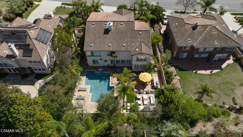 4347 Via Entrada  -  HsHProd-11