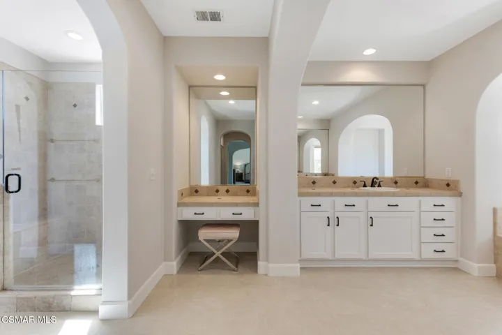 4347 Via Entrada  -  HsHProd-93