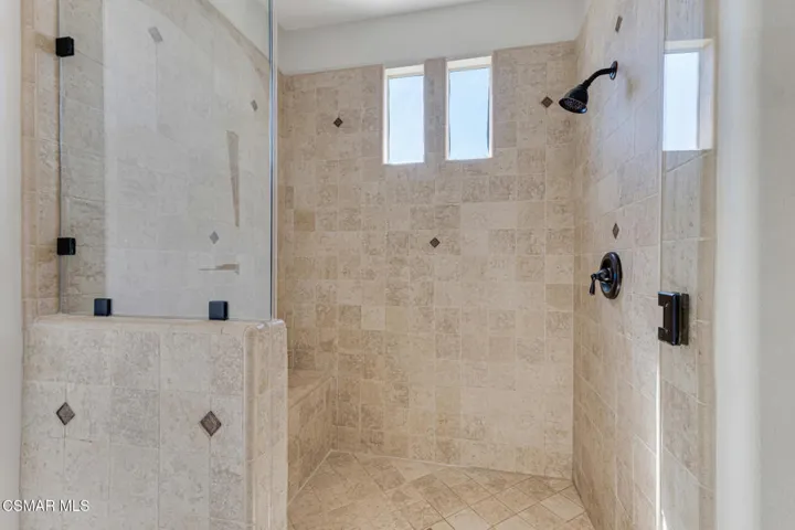 4347 Via Entrada  -  HsHProd-98