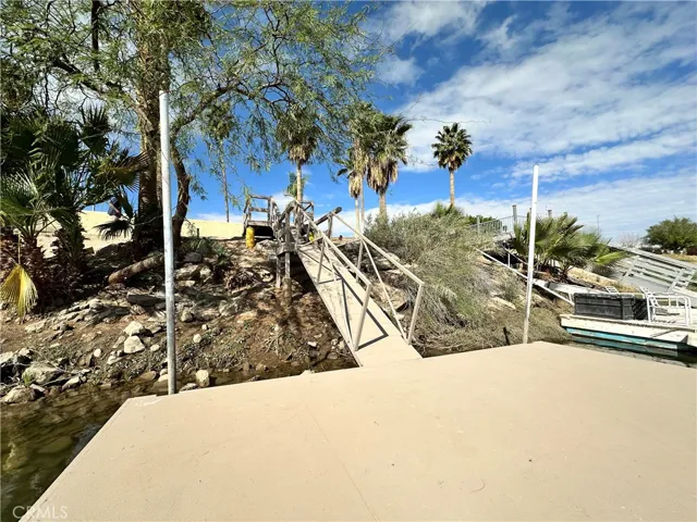 Boat Dock- 1609