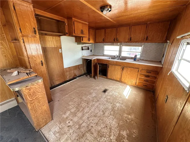Kitchen -1609