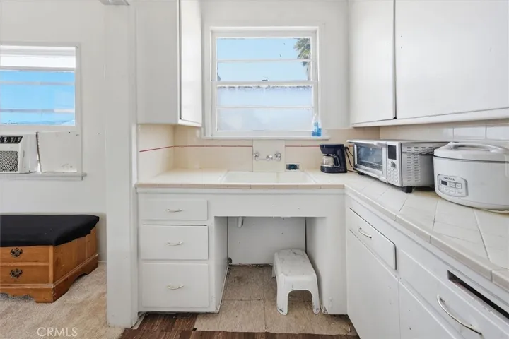 Unit C​​‌​​​​‌​​‌‌​​‌​​​‌‌​​​‌​​‌‌​​‌‌​​‌‌​​​​ kitchen