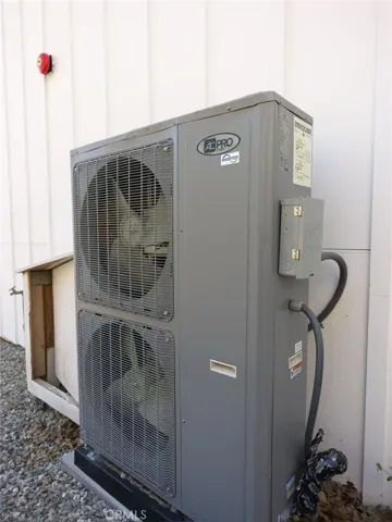 Brand new AC Unit