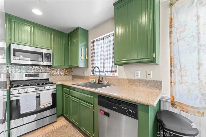 18128 Sundowner 1139, Canyon Country, California 91387