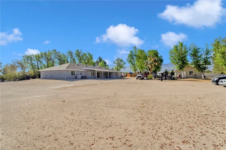 Expansive outdoor space with panoramic desert views and plenty of room to create your ideal outdoor setup.