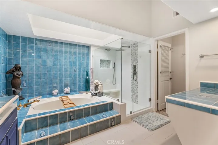 23131 Tiagua, Mission Viejo, California 92692