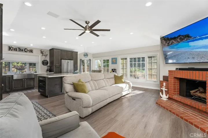 23131 Tiagua, Mission Viejo, California 92692