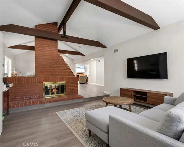 23131 Tiagua, Mission Viejo, California 92692
