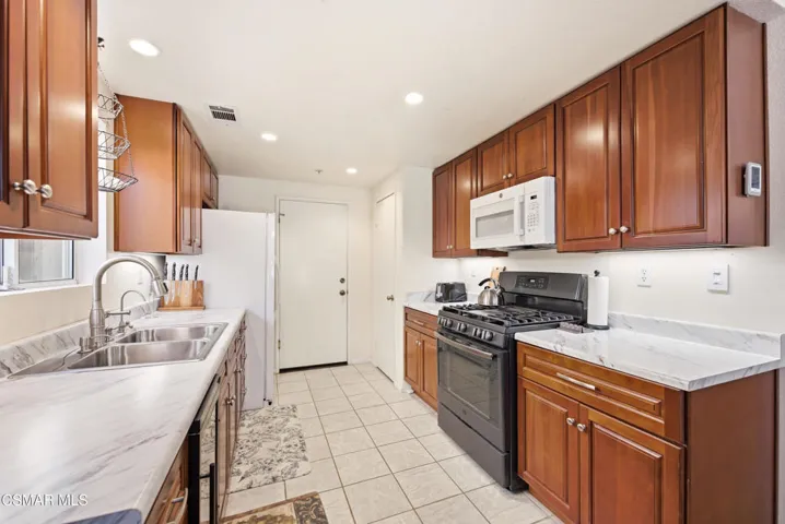 1605 Deschutes Ave Ventura-14