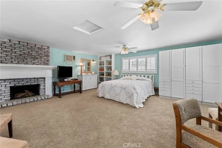 GUEST QUARTERS UPSTAIRS