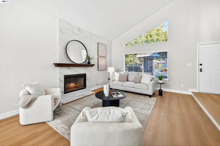 FIREPLACE WITH UPGRADED TILE