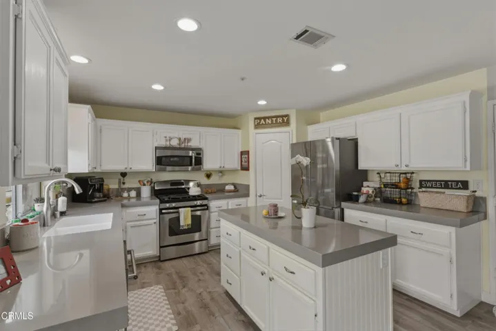 2007 Inez dr, MLS-20