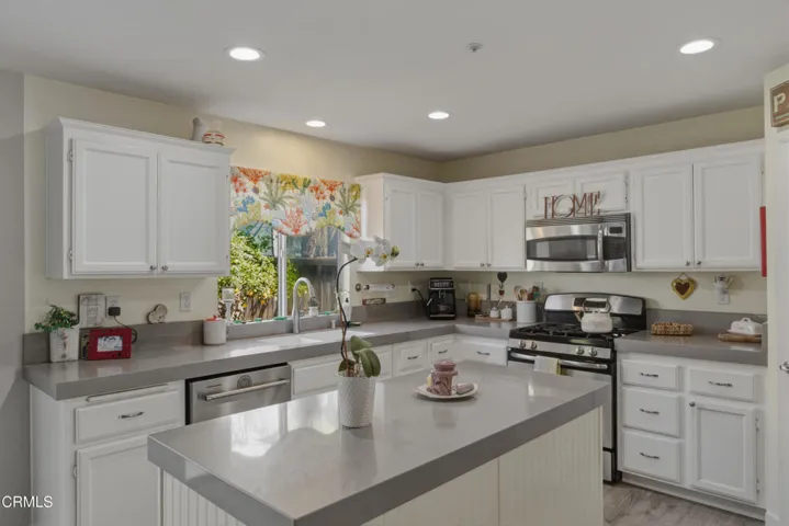 2007 Inez dr, MLS-19