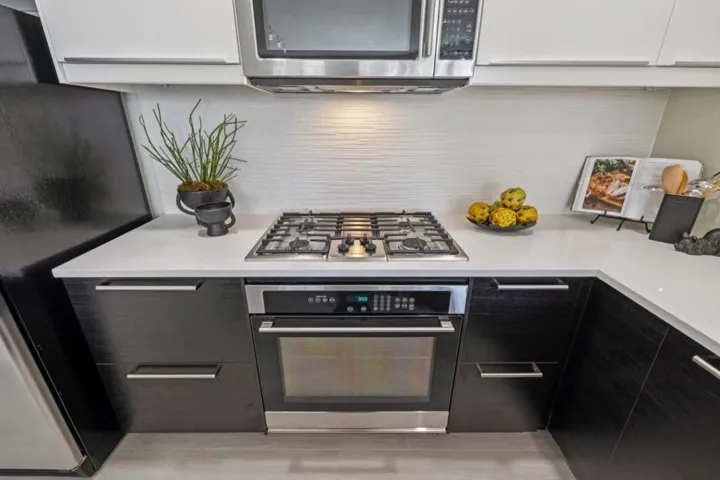 100 Baltic Circle 128, Redwood City, California 94065
