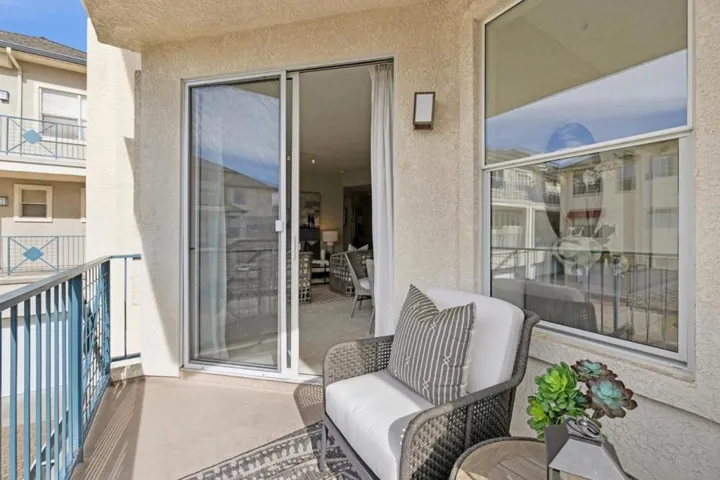 100 Baltic Circle 128, Redwood City, California 94065