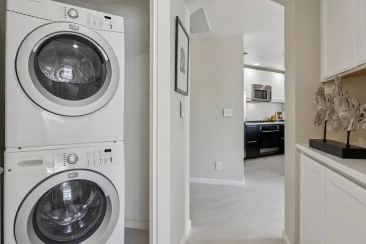 100 Baltic Circle 128, Redwood City, California 94065