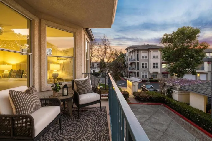 100 Baltic Circle 128, Redwood City, California 94065