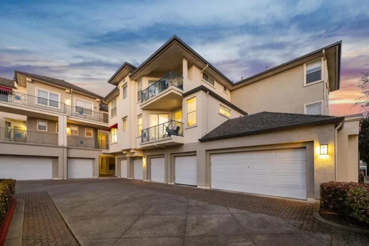 100 Baltic Circle 128, Redwood City, California 94065