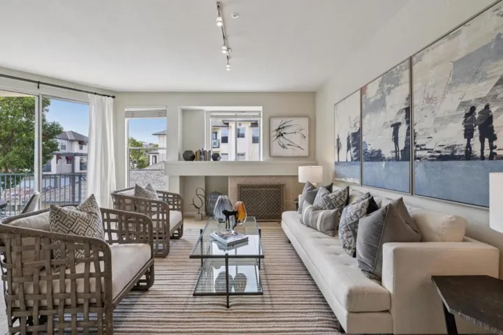 100 Baltic Circle 128, Redwood City, California 94065