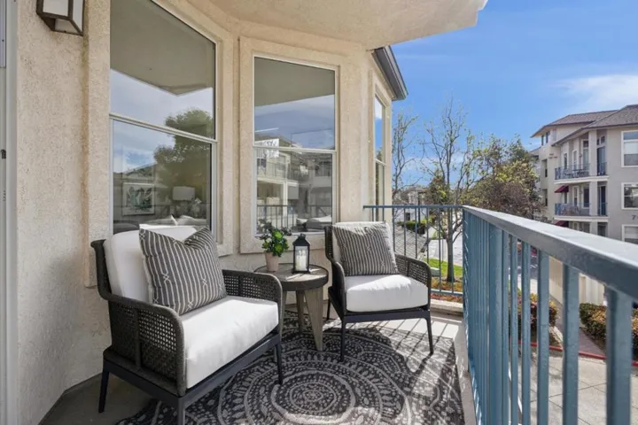 100 Baltic Circle 128, Redwood City, California 94065