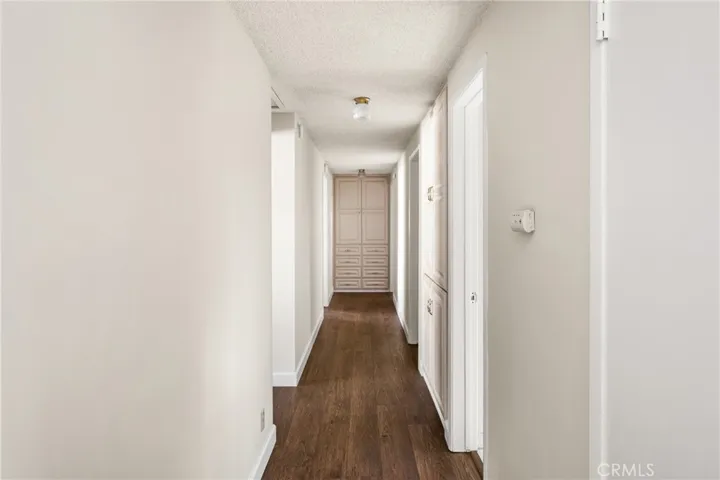 Hallway to bedrooms