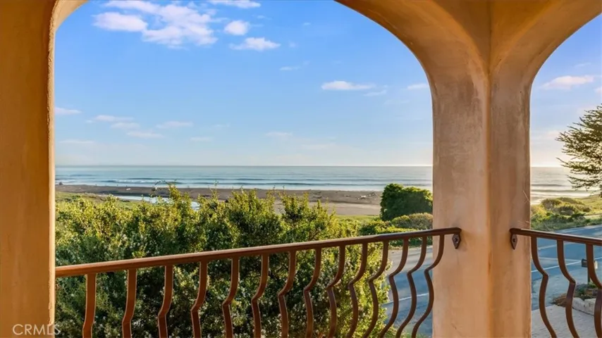 5710 Moonstone Beach, Cambria, California 93428
