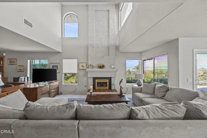 15870 Calumet Court Riverside CA Pic 11