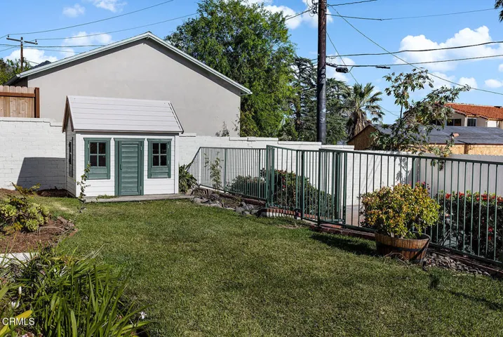 900 Delores Dr 040-mls