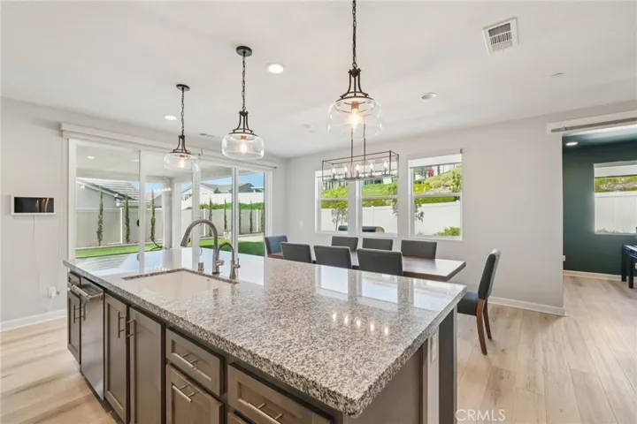 Large island with seating