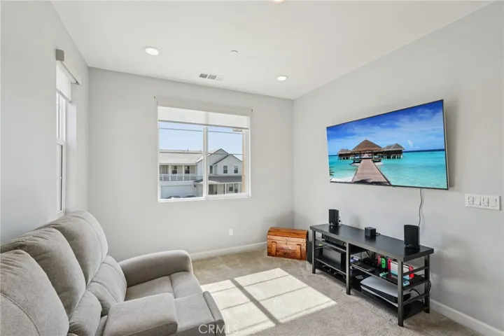 Spacious upstairs loft