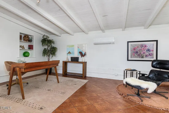 1851 Hill Dr 040-mls