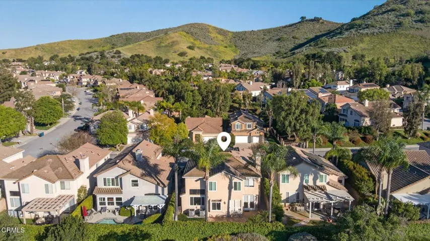 61-web-or-mls-Upmarket Media-445Cre-aer0