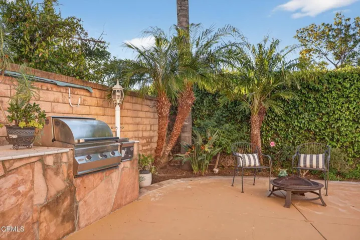 47-web-or-mls-Upmarket Media-445Cre062