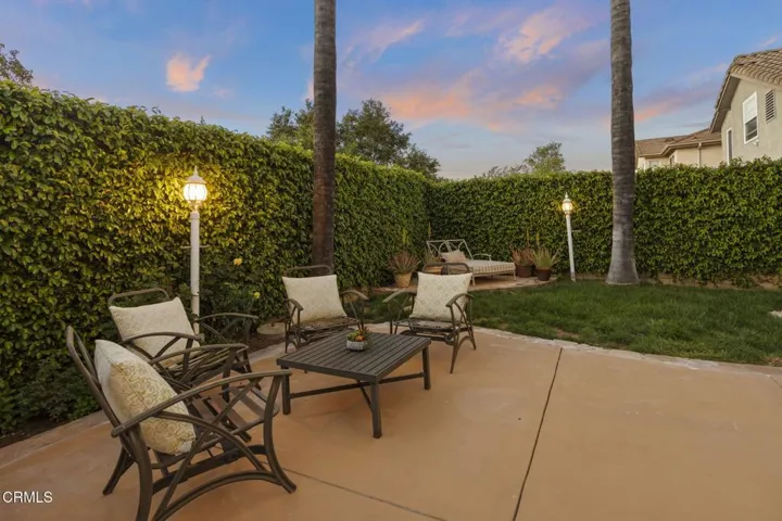 6-web-or-mls-Upmarket Media-445Cre - twi