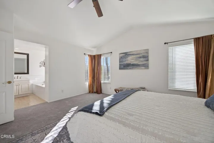 34-web-or-mls-Upmarket Media-445Cre084
