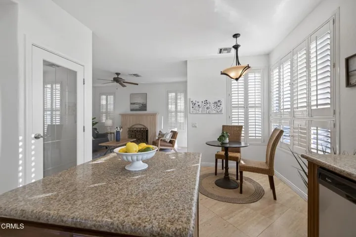 27-web-or-mls-Upmarket Media-445Cre042