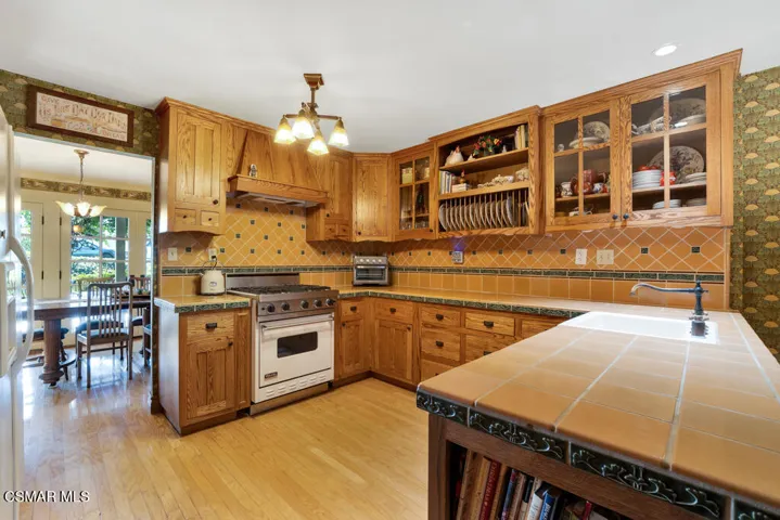3831 Lake Harbor Ln-HsHProd-39