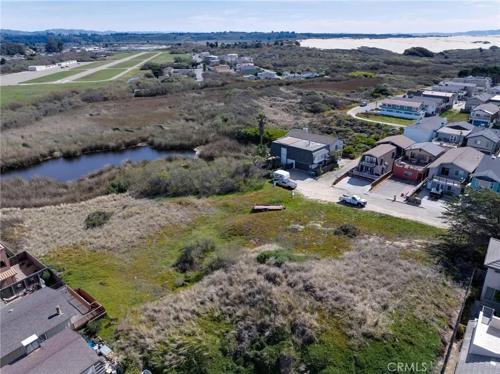 321 Sandpiper is the most westerly lot