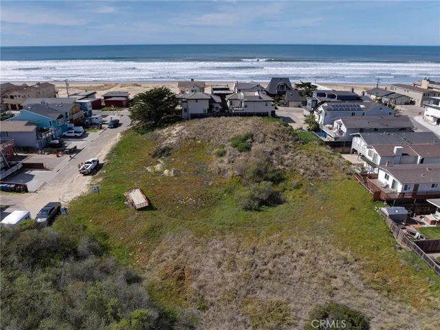 321 Sandpiper is the most westerly lot
